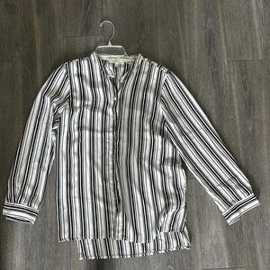 Spense Black and White Casual Button Down Shirt with Classic Stripes